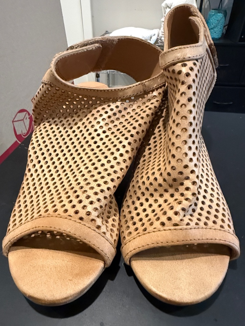 Solanz Women's Tan Perforated Peep-Toe Slingback Sandals - Fashionable Comfort